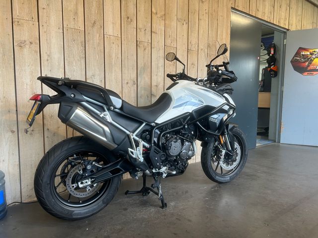 triumph - tiger-900-gt-pro