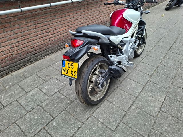 suzuki - sfv-650-gladius