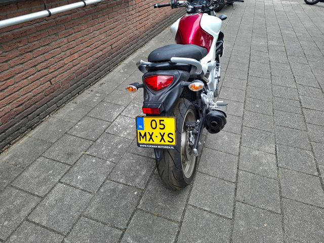 suzuki - sfv-650-gladius