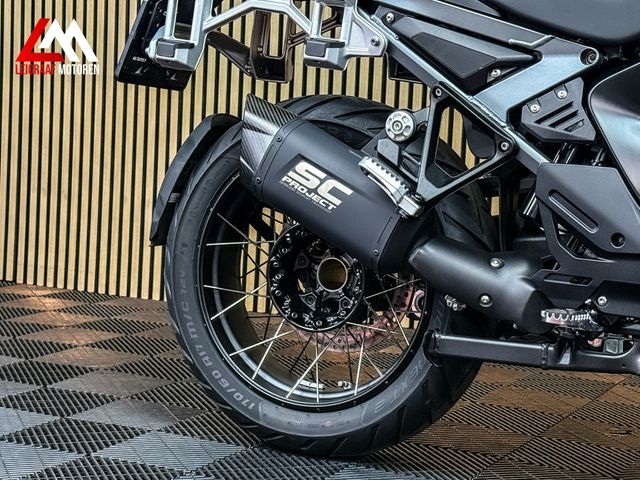 bmw - r-1300-gs-adventure