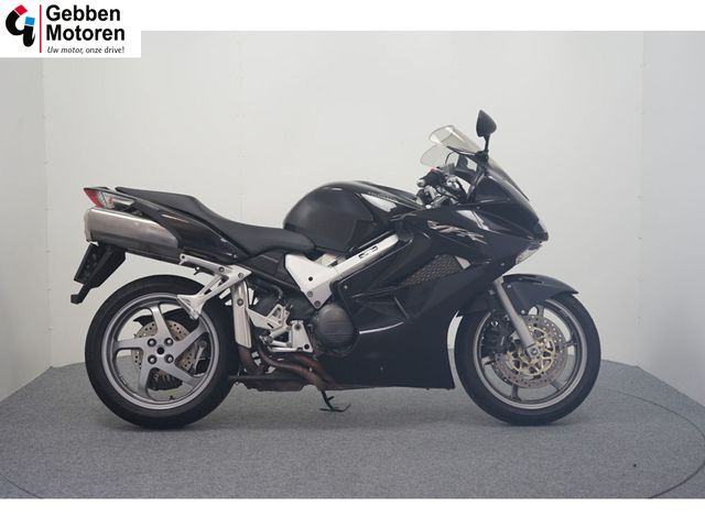 honda - vfr-800-fi