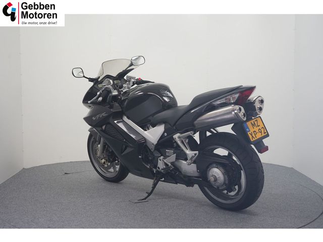 honda - vfr-800-fi