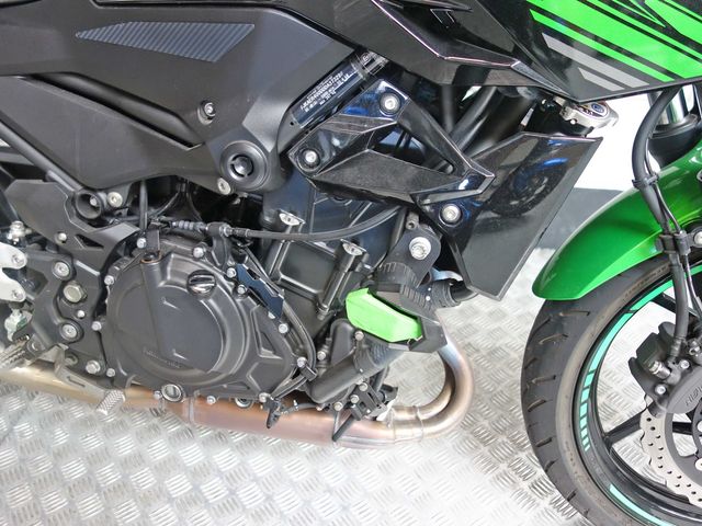 kawasaki - z400