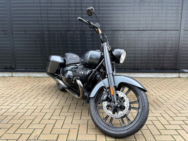 bmw - r-18-rocktane