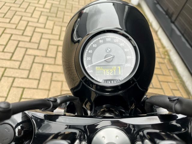 bmw - r-18-rocktane