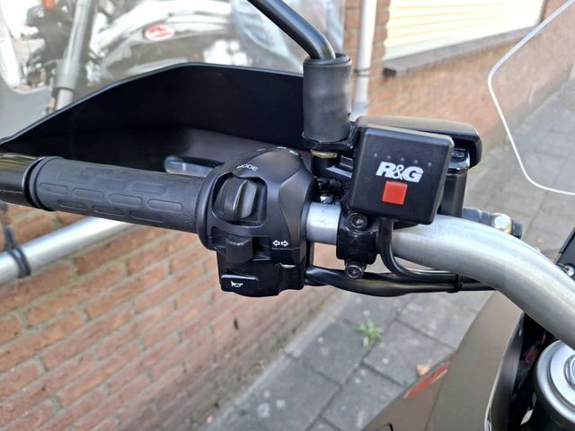 moto-guzzi - stelvio-1200-v4-abs-ntx