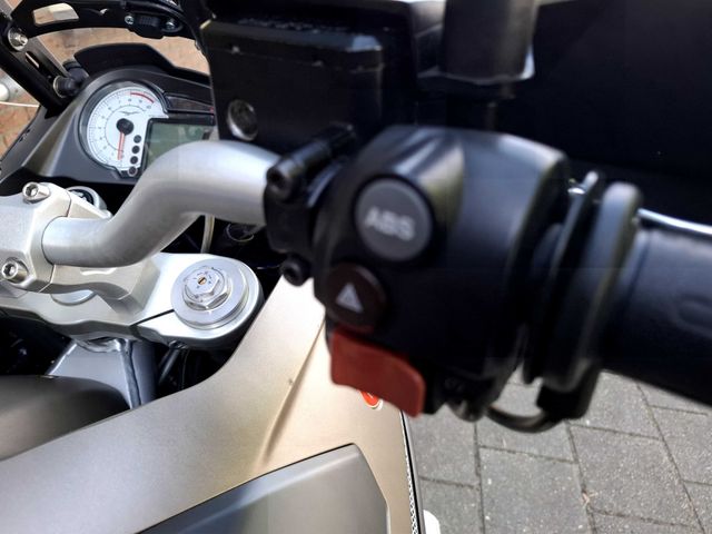 moto-guzzi - stelvio-1200-v4-abs-ntx
