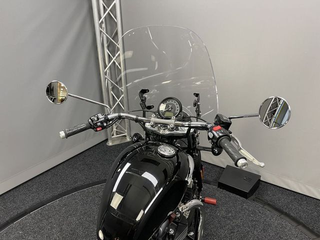 triumph - bonneville-speedmaster