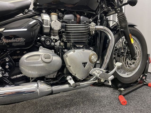 triumph - bonneville-speedmaster