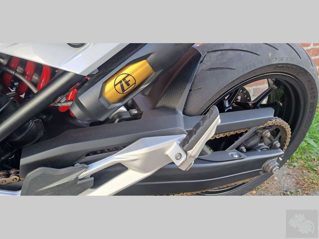 bmw - f-900-r