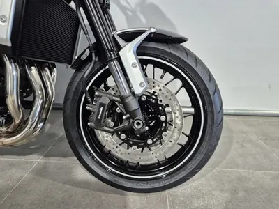 KAWASAKI Z900RS – foto 3