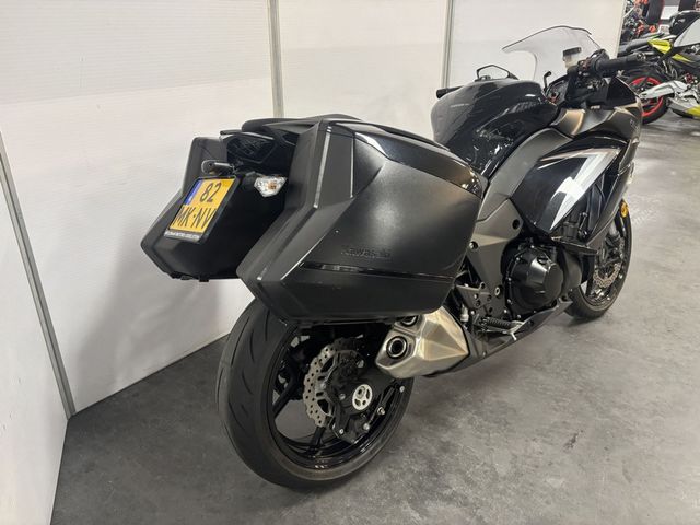 kawasaki - z-1000-sx-abs