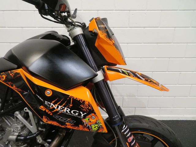 ktm - 990-supermoto-r