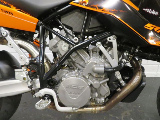 ktm - 990-supermoto-r