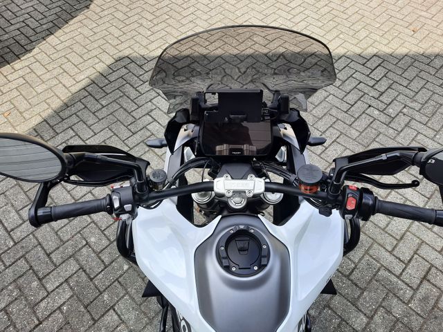 triumph - tiger-1200-gt