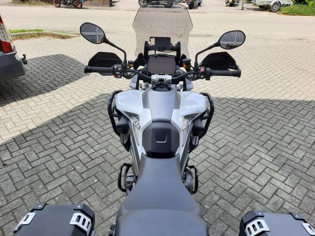 triumph - tiger-1200-gt