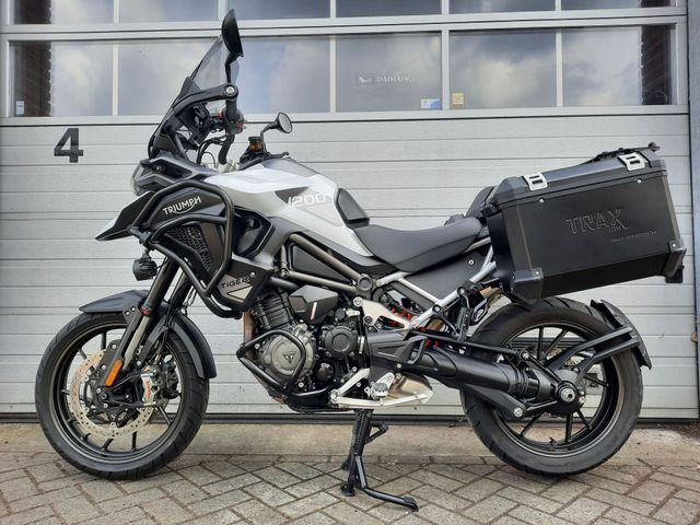 triumph - tiger-1200-gt