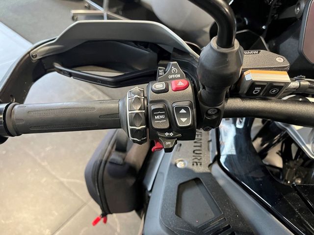bmw - r-1300-gs-adventure-triple-black