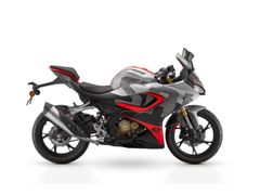 Qjmotor SRK 125 R 2026 nieuw – foto 1 van 1