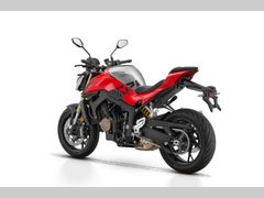 Qjmotor SRK 800 2026 nieuw – foto 11 van 17