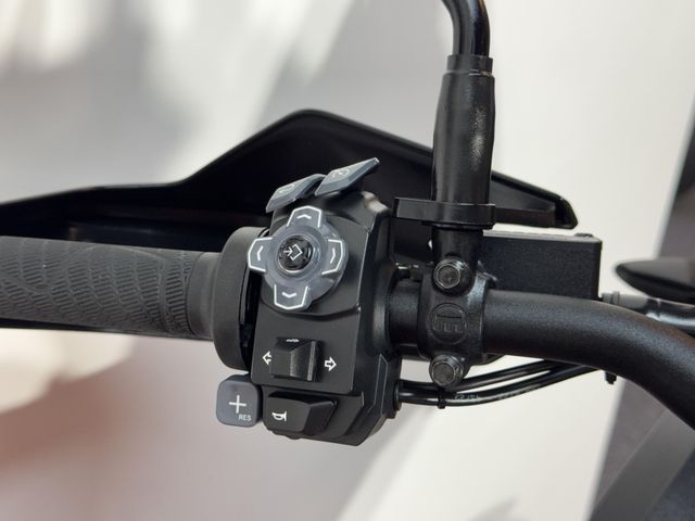 ktm - 1290-super-adventure-s