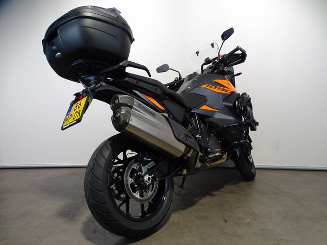 ktm - 1290-super-adventure-s