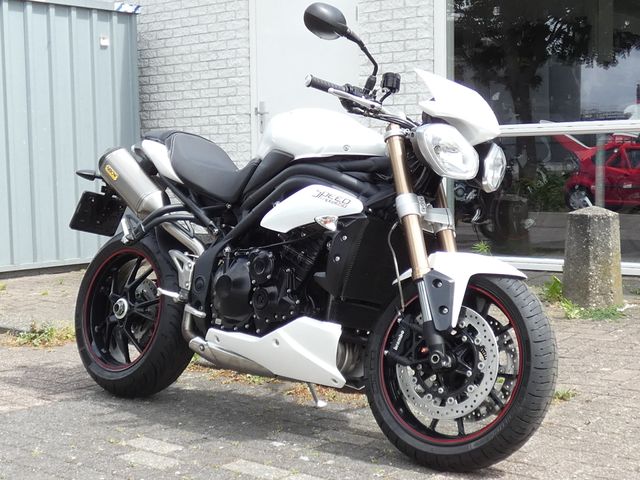 triumph - speed-triple-1050-abs