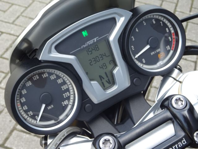 bmw - r-nine-t