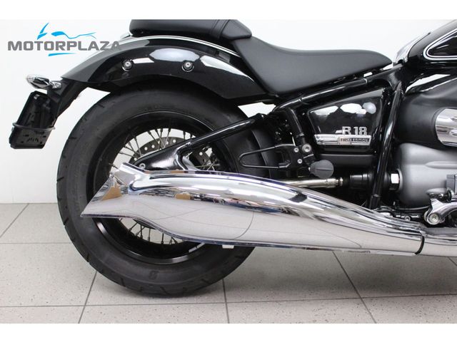bmw - r-18