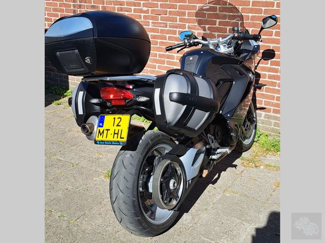 bmw - f-800-gt