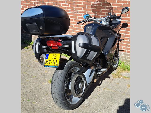 bmw - f-800-gt