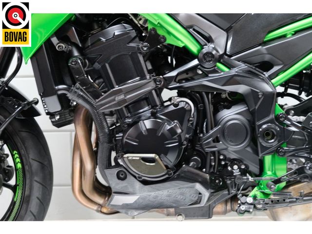 kawasaki - z900