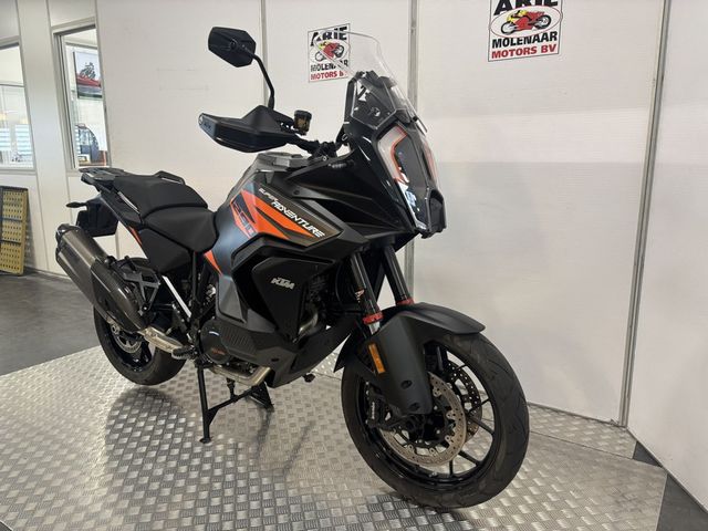 ktm - 1290-super-adventure-s