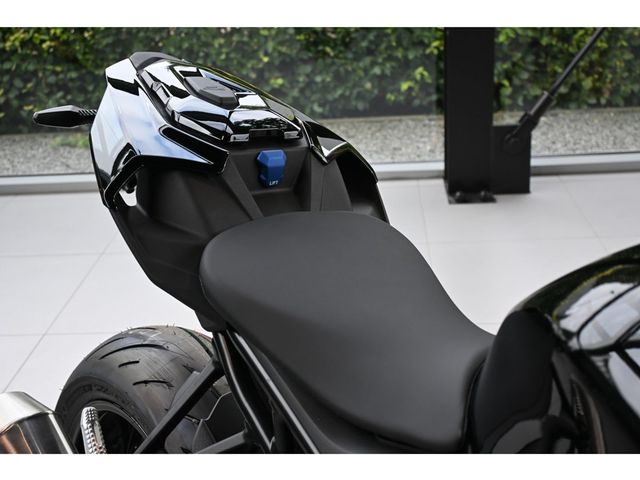 bmw - s-1000-r