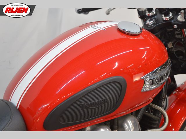 triumph - thruxton-900