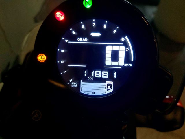 yamaha - xsr-700-xtribute