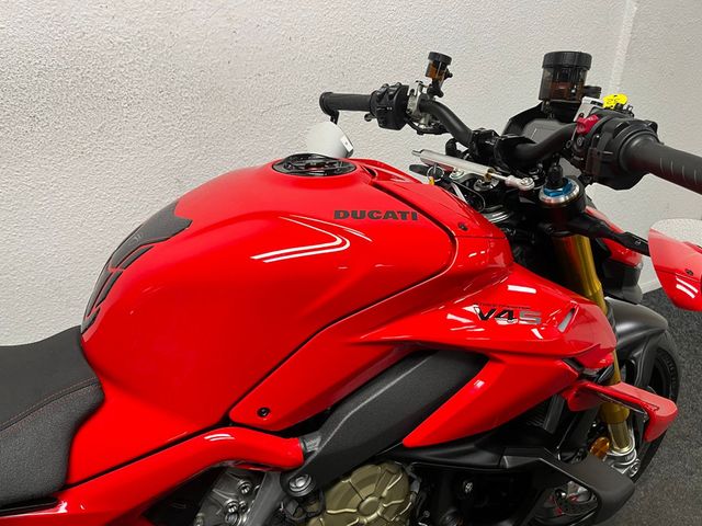 ducati - streetfighter-v4s