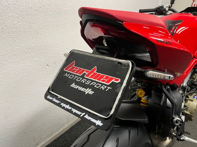 ducati - streetfighter-v4s