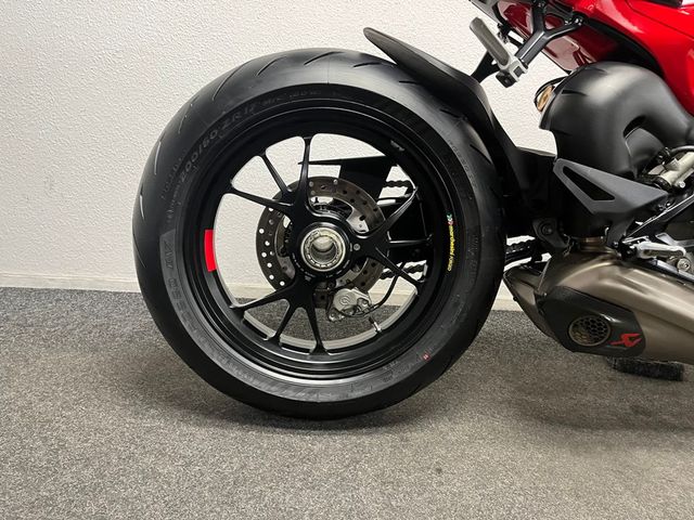 ducati - streetfighter-v4s