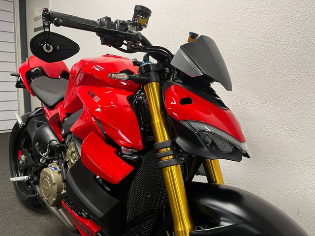 ducati - streetfighter-v4s