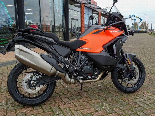 ktm - 1390-super-adventure-s-evo