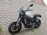 YAMAHA XSR 900