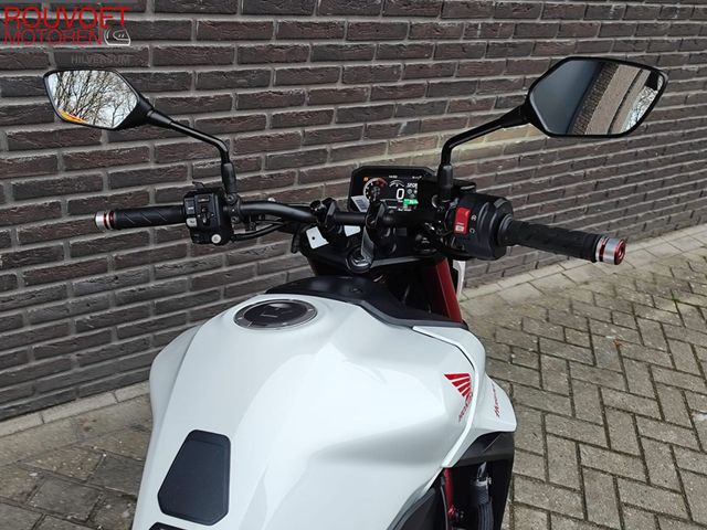 honda - cb-750-hornet