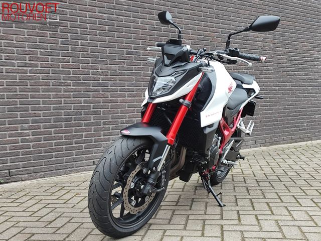 honda - cb-750-hornet