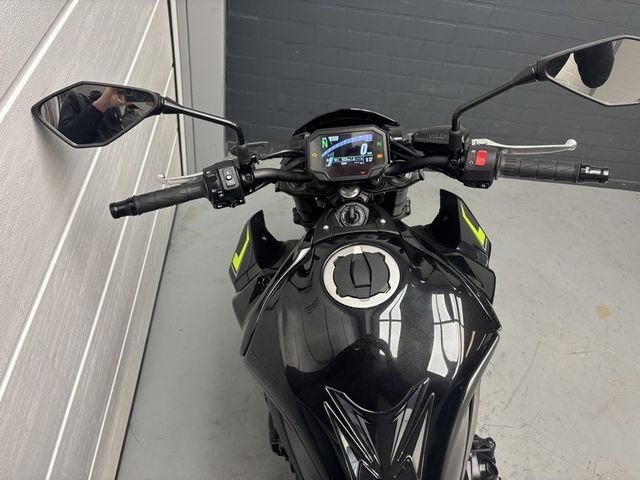 kawasaki - z900