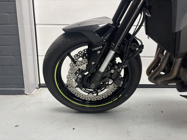 kawasaki - z900