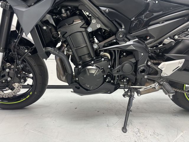 kawasaki - z900
