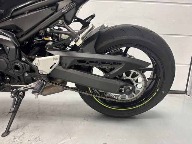 kawasaki - z900