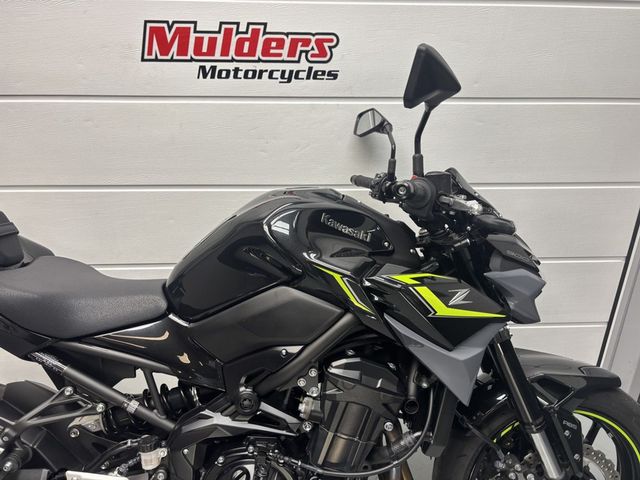 kawasaki - z900