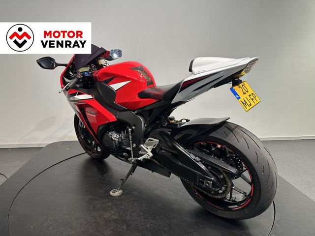 honda - cbr-1000-rr-fireblade